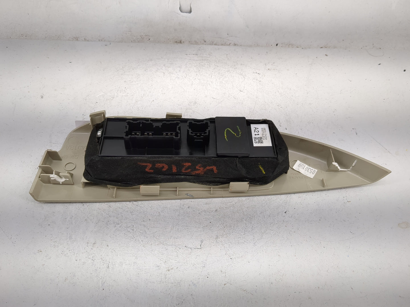 2013-2014 Subaru Legacy Master Power Window Switch Replacement Driver Side Left P/N:83071AJ21A Fits Fits 2013 2014 OEM Used 