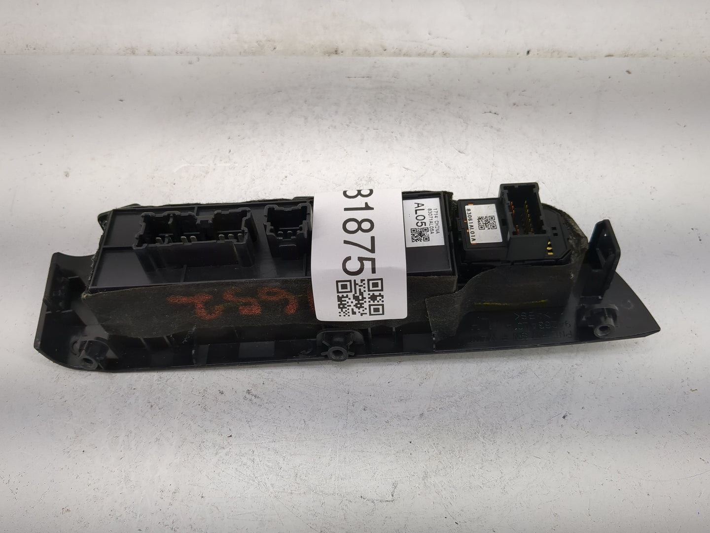 2015-2016 Subaru Legacy Master Power Window Switch Replacement Driver Side Left P/N:83071AL05A 83061AL01A Fits Fits 2015 201