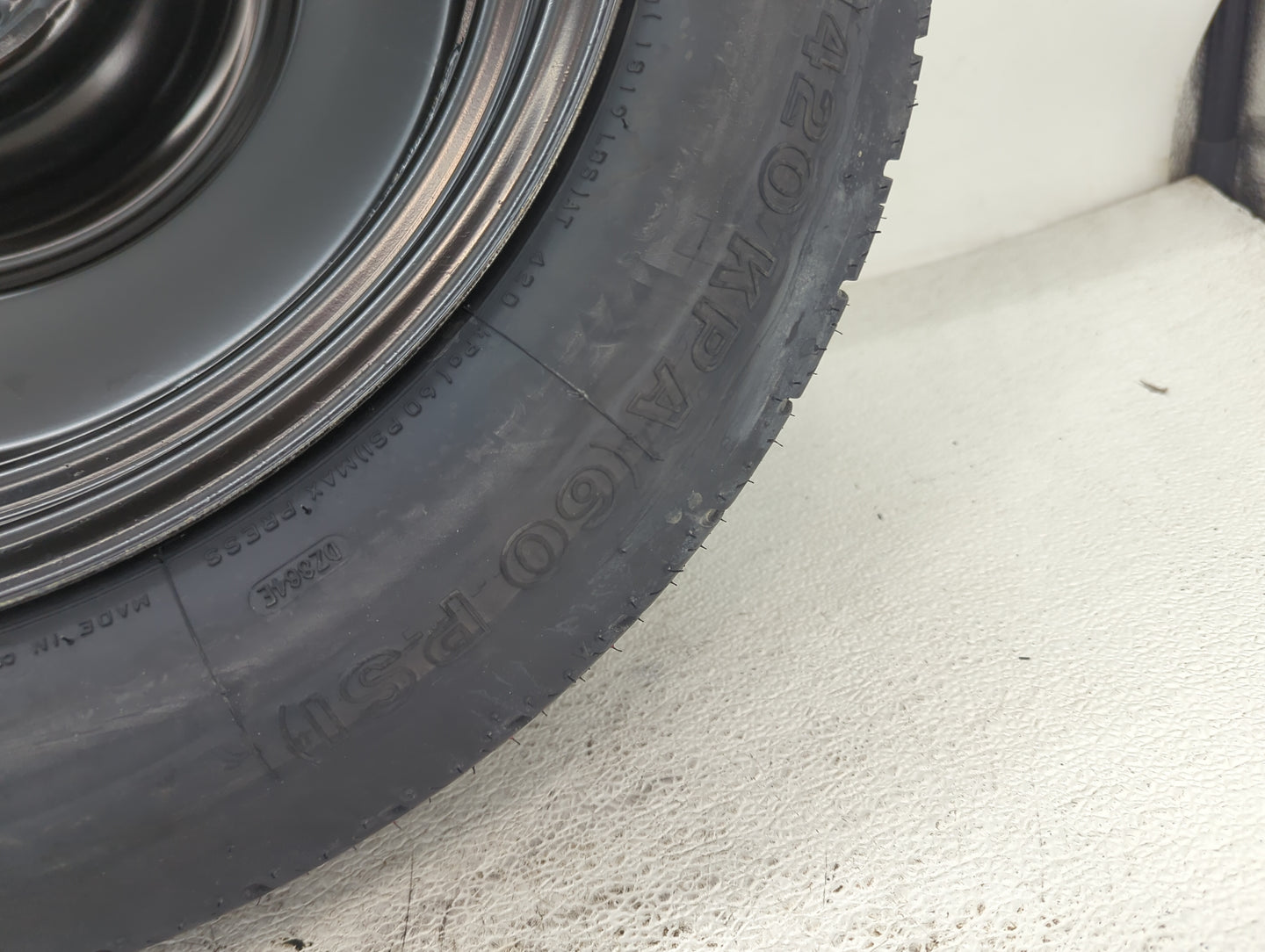 2010-2014 Subaru Legacy Spare Donut Tire Wheel Rim Oem 1486924 - Oemusedautoparts1.com