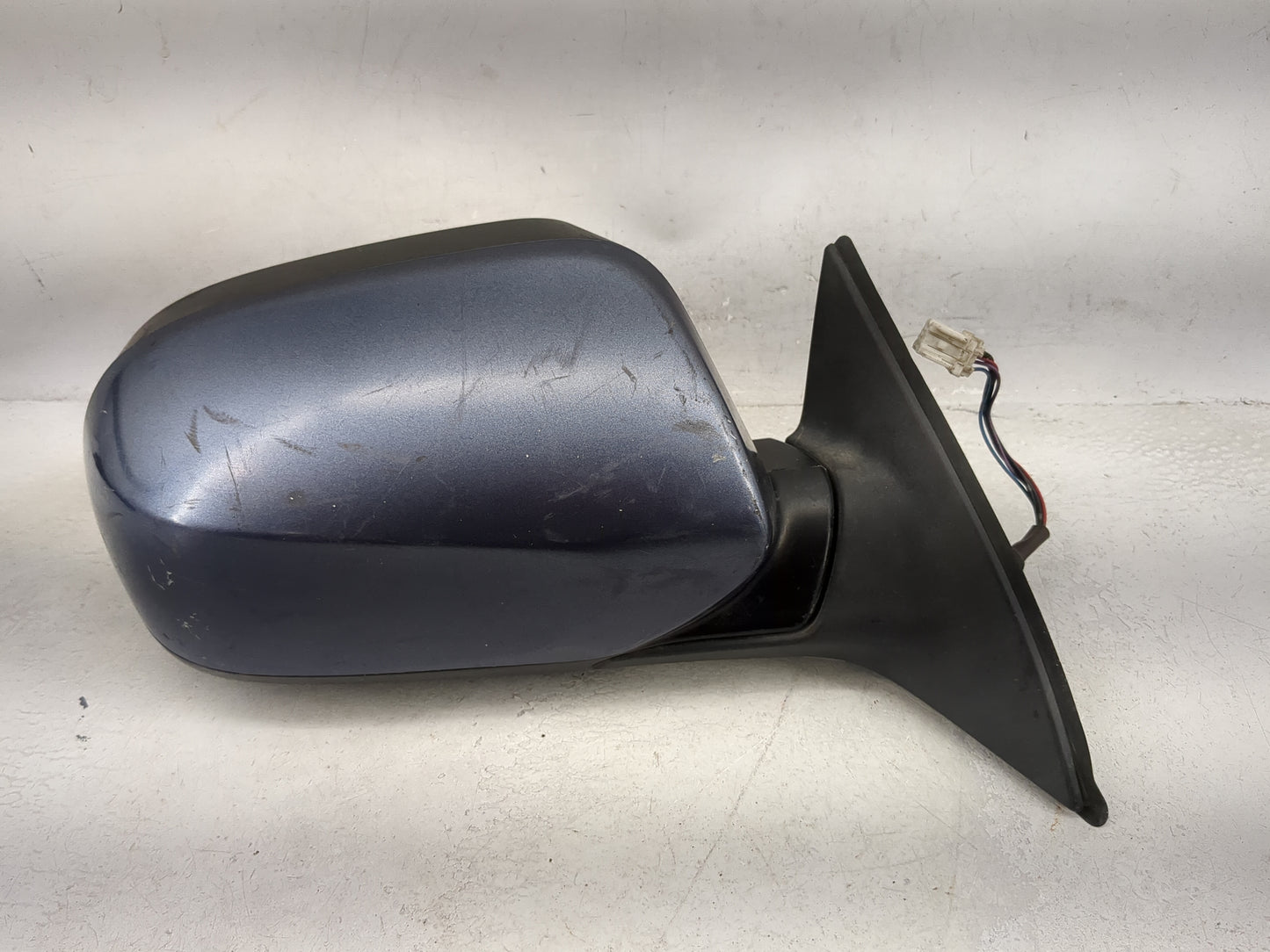 2011-2014 Subaru Legacy Passenger Side View Mirror - Right Door Mirror OEM Used - Oemusedautoparts1.com