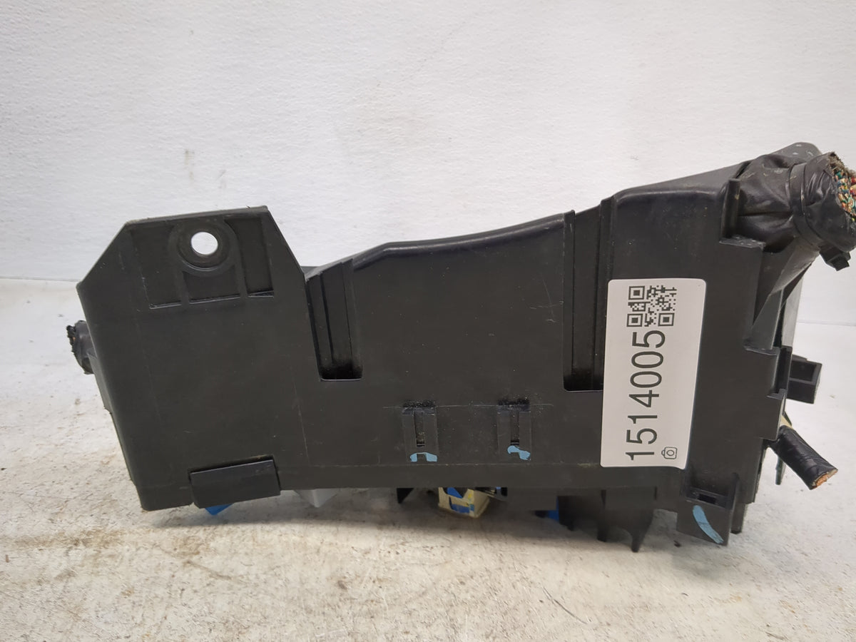 2010-2014 Subaru Legacy Fusebox Fuse Box Panel Relay Module Fits Fits 2010 2011 2012 2013 2014 OEM Used Auto Parts - Oemused