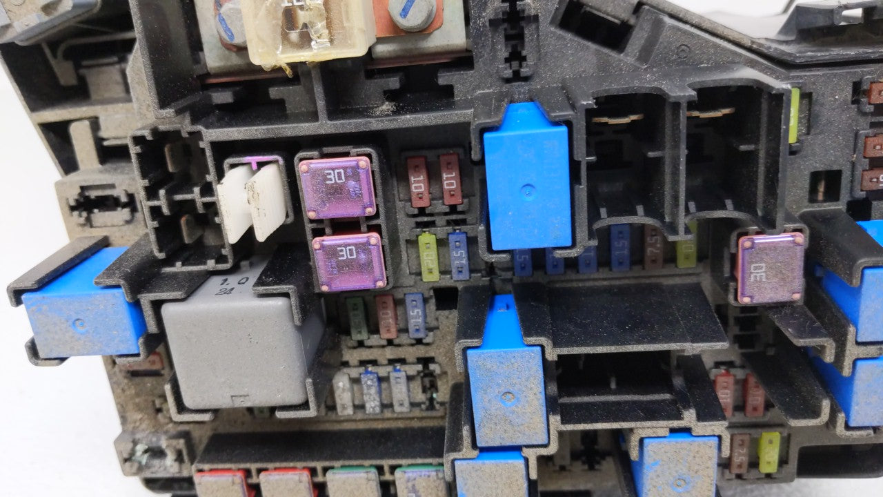 2010-2014 Subaru Legacy Fusebox Fuse Box Panel Relay Module Fits Fits 2010 2011 2012 2013 2014 OEM Used Auto Parts - Oemused