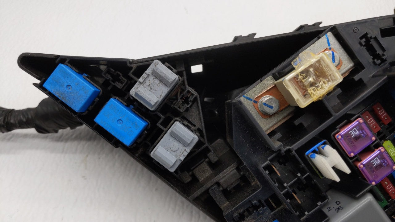 2010-2014 Subaru Legacy Fusebox Fuse Box Panel Relay Module P/N:MB503200B Fits Fits 2010 2011 2012 2013 2014 OEM Used Auto P