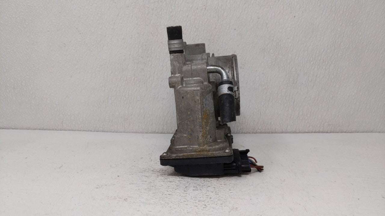 2013-2019 Subaru Legacy Throttle Body P/N:16112AA38A Fits Fits 2013 2014 2015 2016 2017 2018 2019 OEM Used Auto Parts - Oemu
