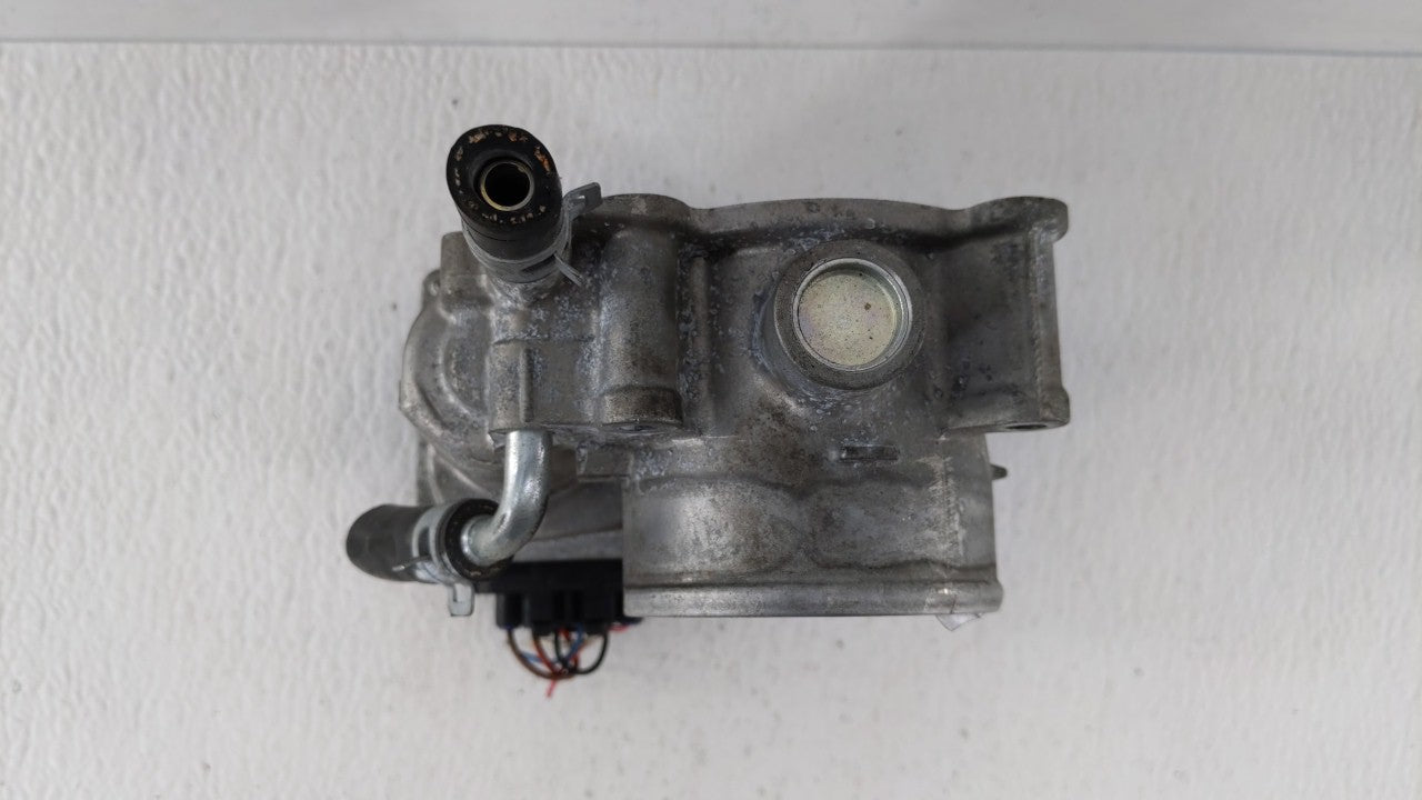 2013-2019 Subaru Legacy Throttle Body P/N:16112AA38A Fits Fits 2013 2014 2015 2016 2017 2018 2019 OEM Used Auto Parts - Oemu
