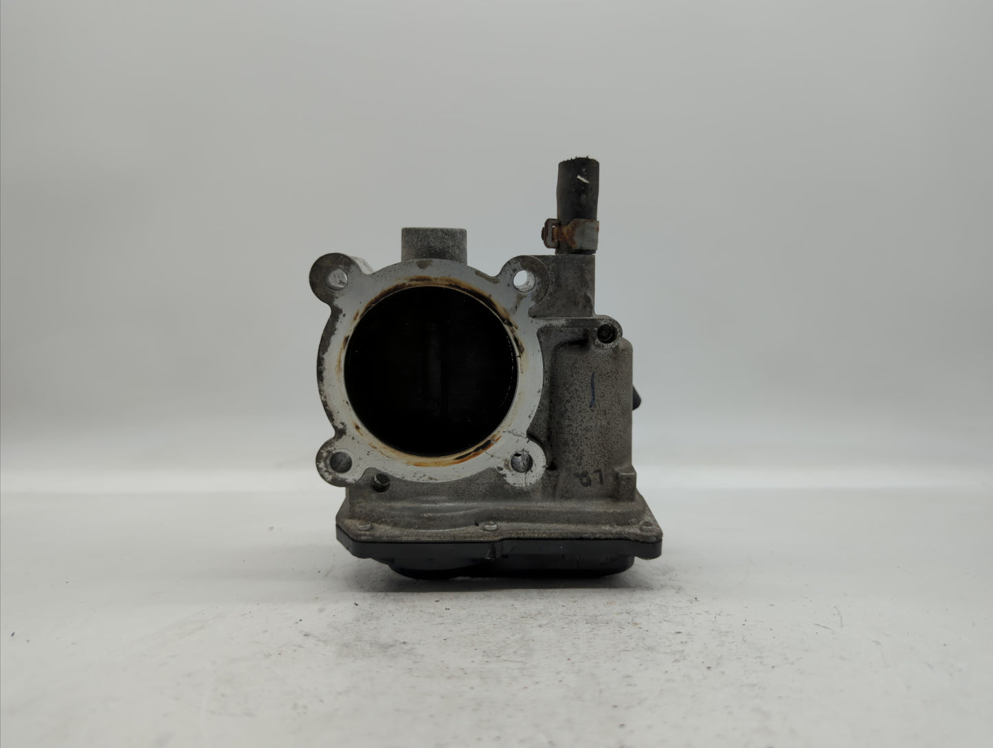 2013-2019 Subaru Legacy Throttle Body P/N:16112AA38A Fits Fits 2013 2014 2015 2016 2017 2018 2019 OEM Used Auto Parts - Oemu