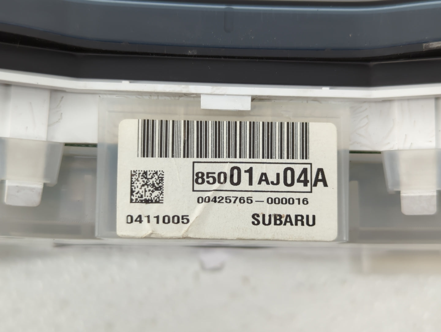 2013-2014 Subaru Legacy Instrument Cluster Speedometer Gauges P/N:0411005 85001AJ04A Fits Fits 2013 2014 OEM Used Auto Parts