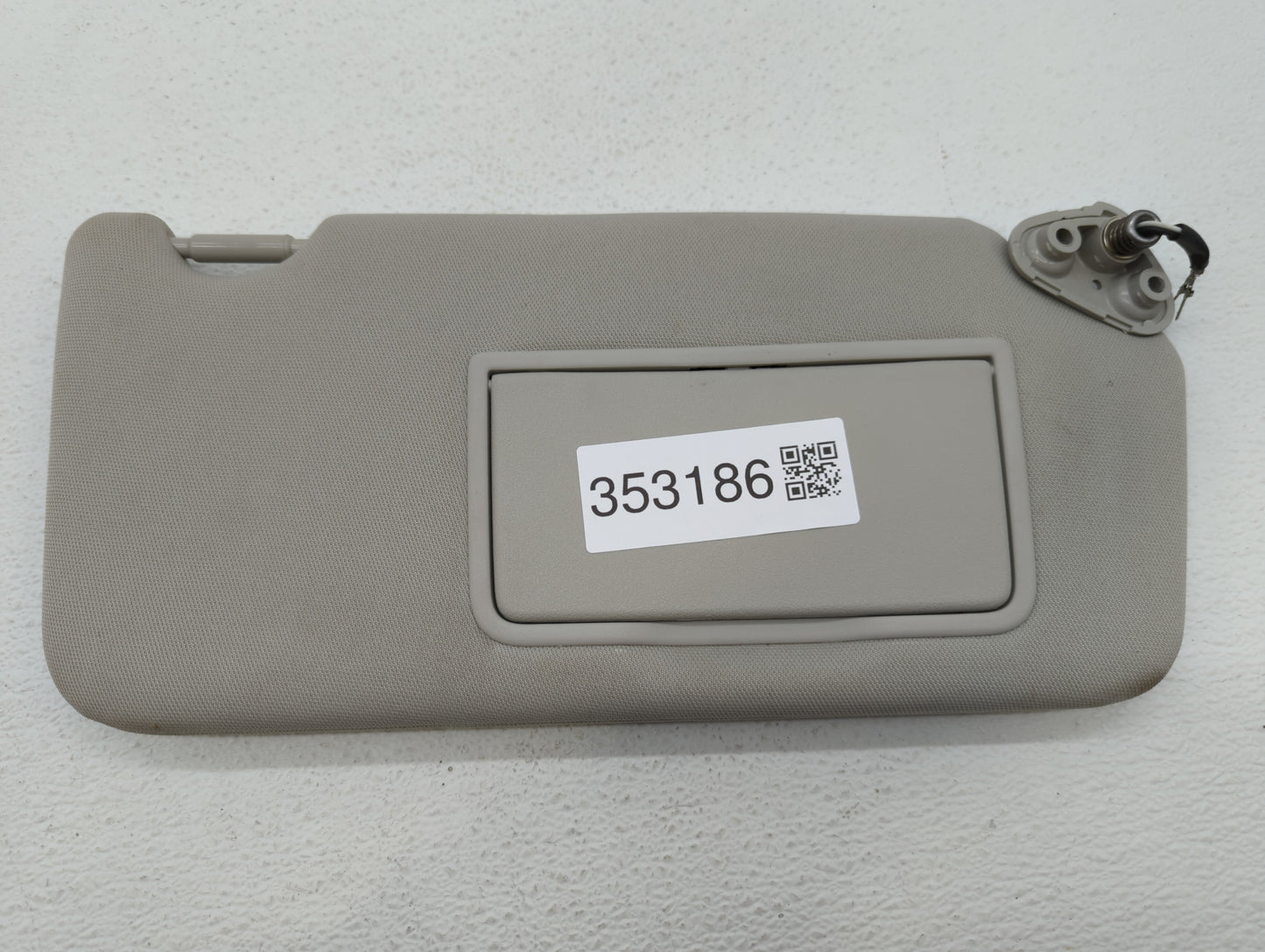 2010-2014 Subaru Legacy Sun Visor Shade Replacement Passenger Right Mirror Fits Fits 2010 2011 2012 2013 2014 OEM Used Auto 