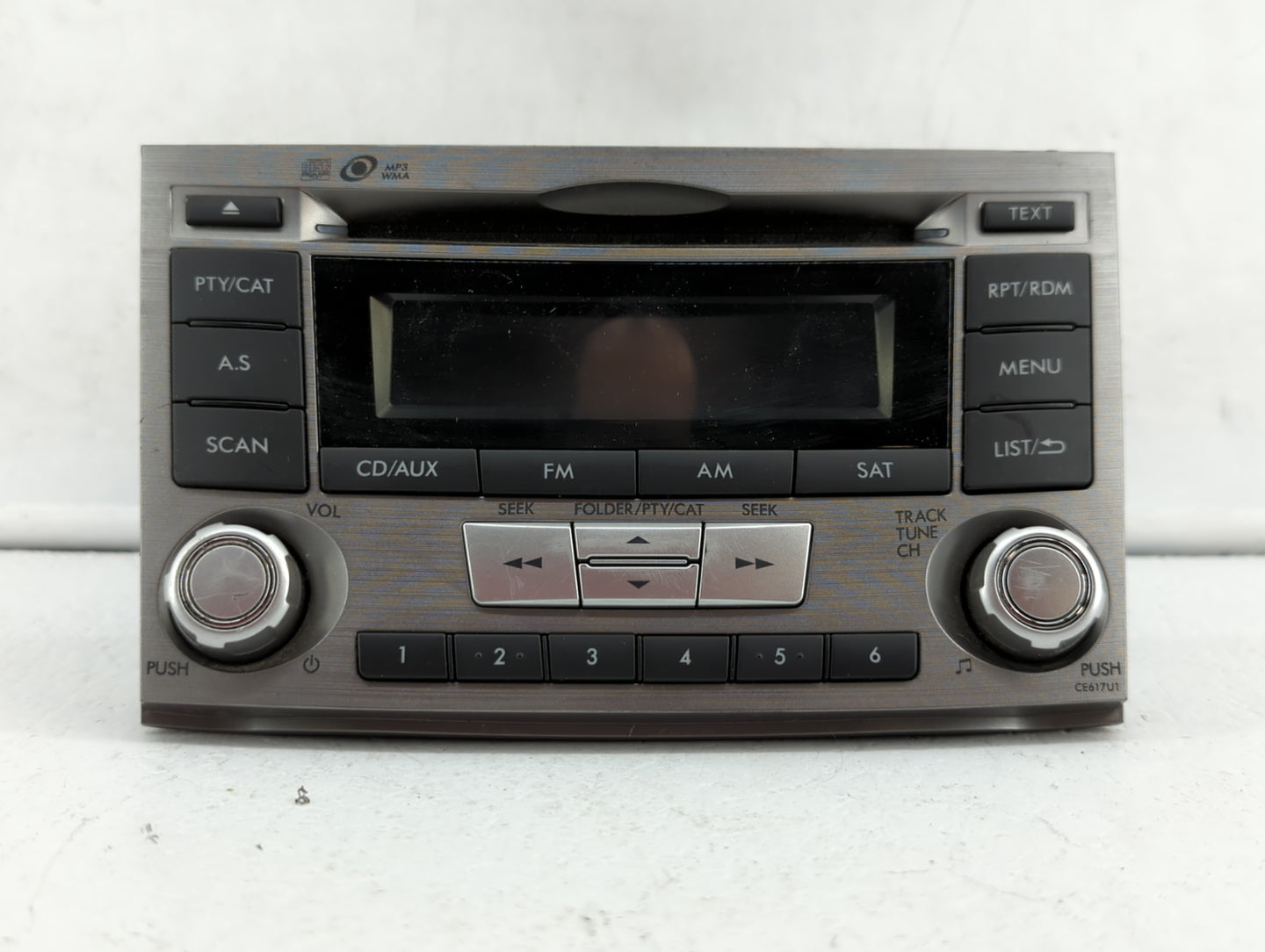 2012-2014 Subaru Legacy Am Fm Cd Player Radio Receiver 382559 - Oemusedautoparts1.com
