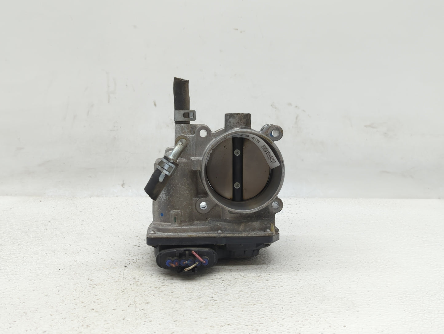 2013-2019 Subaru Legacy Throttle Body P/N:16112AA38A Fits Fits 2013 2014 2015 2016 2017 2018 2019 OEM Used Auto Parts - Oemu