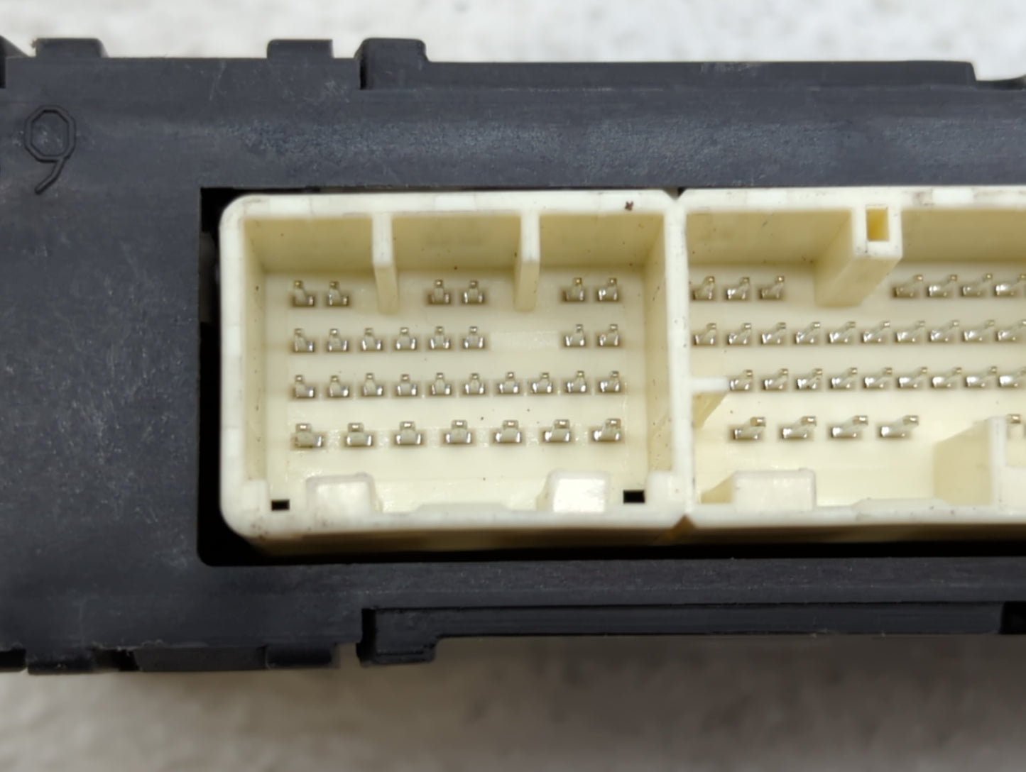 2013-2014 Subaru Legacy PCM Engine Control Computer ECU ECM PCU OEM P/N:22765AE04B 22765AE06E, 22765AE06A Fits Fits 2013 201
