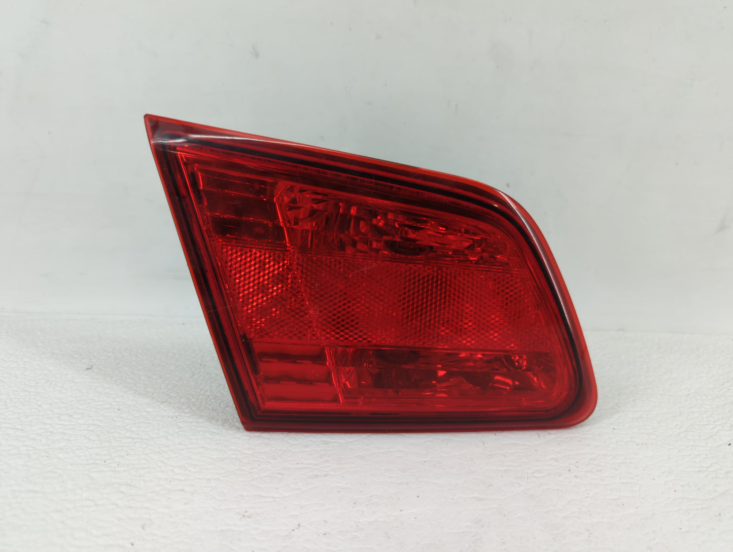 2010-2014 Subaru Legacy Tail Light Assembly Driver Left OEM P/N:2PA 946 099 Fits Fits 2010 2011 2012 2013 2014 OEM Used Auto