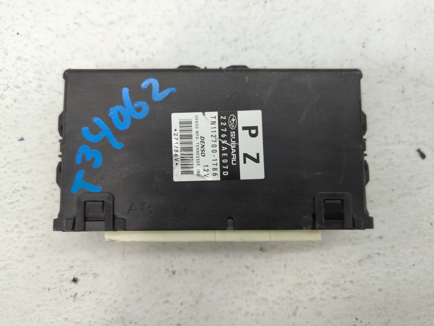 2013-2014 Subaru Legacy PCM Engine Control Computer ECU ECM PCU OEM P/N:22765AE06D 22765AE07C, 22765AE07D Fits Fits 2013 201