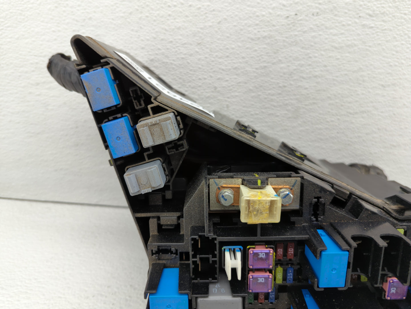 2010-2014 Subaru Legacy Fusebox Fuse Box Panel Relay Module P/N:MB503202B Fits Fits 2010 2011 2012 2013 2014 OEM Used Auto P