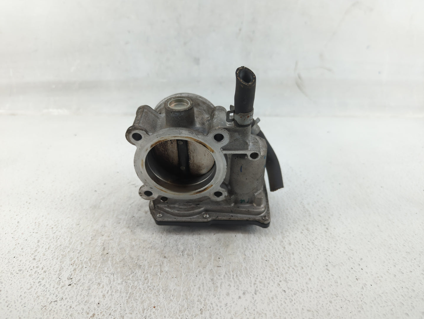 2013-2019 Subaru Legacy Throttle Body P/N:8Q251780 Fits Fits 2013 2014 2015 2016 2017 2018 2019 OEM Used Auto Parts - Oemuse