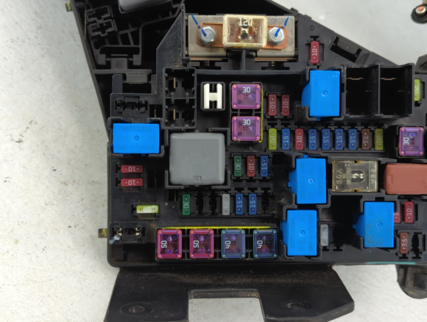 2010-2014 Subaru Legacy Fusebox Fuse Box Panel Relay Module P/N:MB702800B Fits Fits 2010 2011 2012 2013 2014 OEM Used Auto P