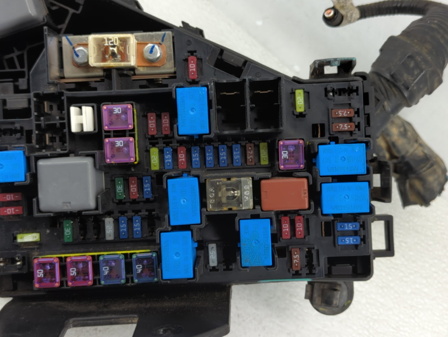 2010-2014 Subaru Legacy Fusebox Fuse Box Panel Relay Module P/N:MB702800B Fits Fits 2010 2011 2012 2013 2014 OEM Used Auto P