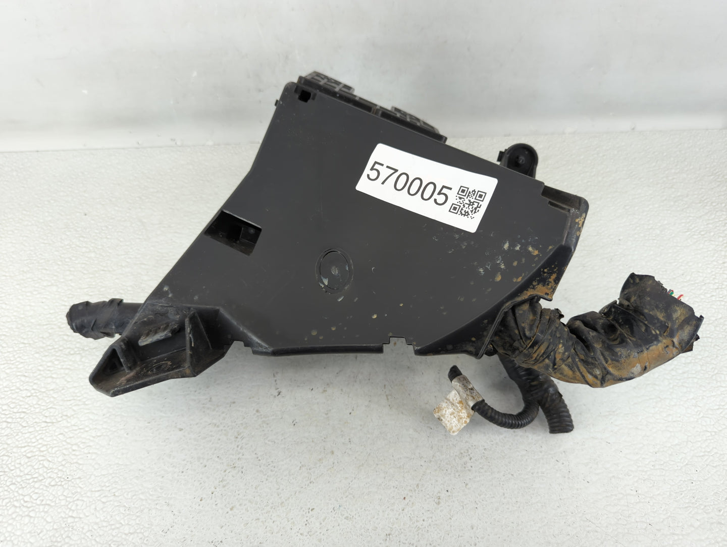 2010-2014 Subaru Legacy Fusebox Fuse Box Panel Relay Module P/N:MB702800B Fits Fits 2010 2011 2012 2013 2014 OEM Used Auto P