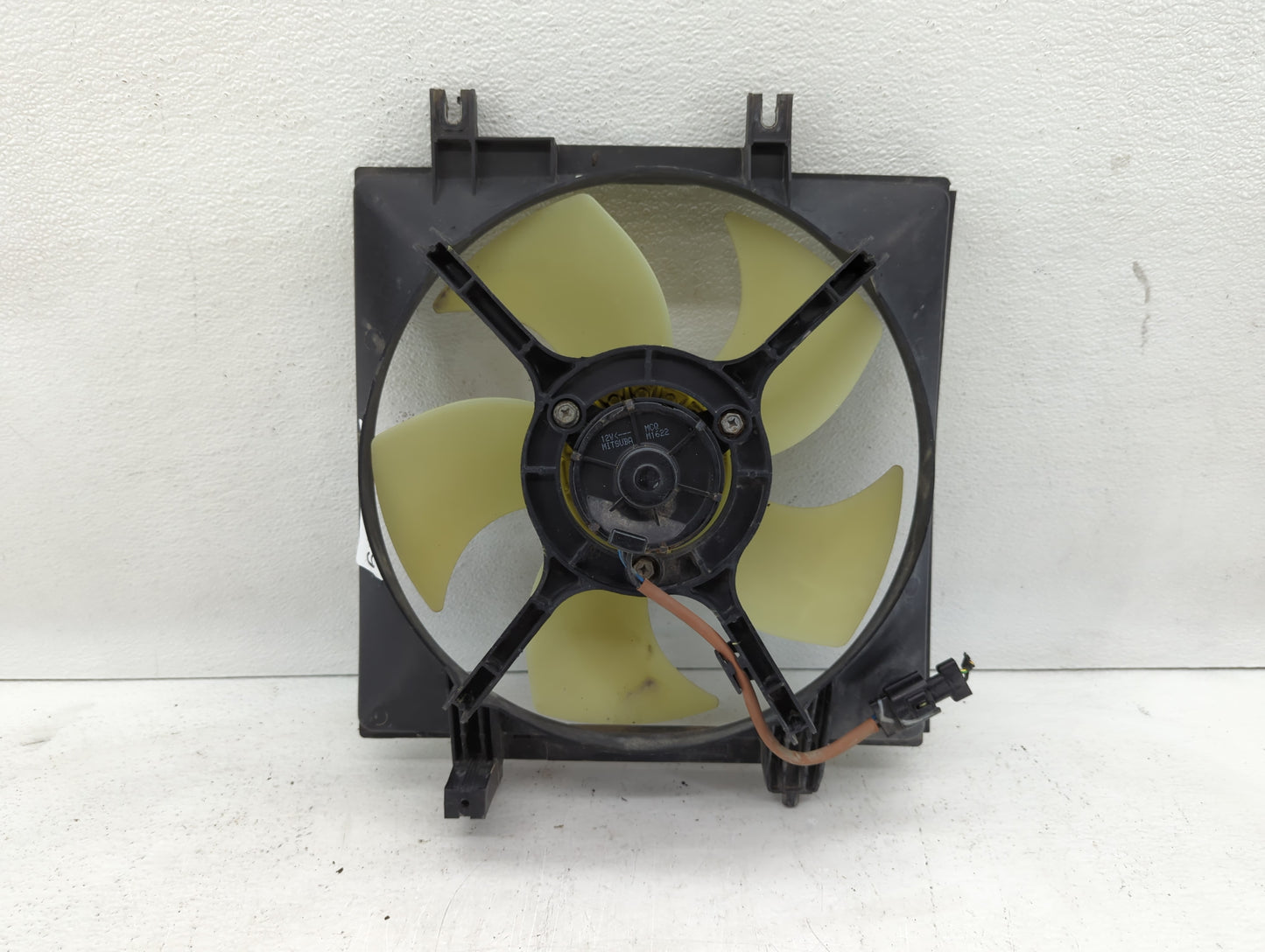 2005-2014 Subaru Legacy Left Radiator Fan Motor Assembly Black 612523 - Oemusedautoparts1.com