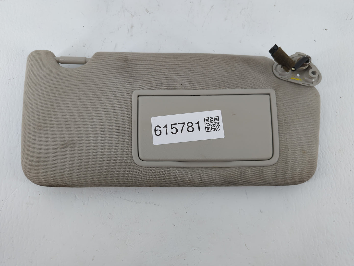 2010-2014 Subaru Legacy Sun Visor Shade Replacement Passenger Right Mirror Fits Fits 2010 2011 2012 2013 2014 OEM Used Auto 