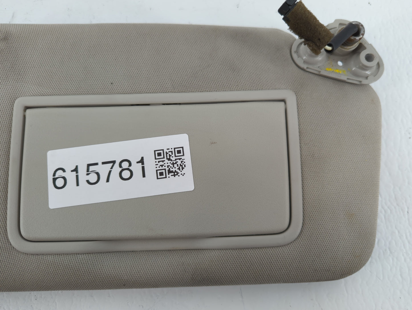 2010-2014 Subaru Legacy Sun Visor Shade Replacement Passenger Right Mirror Fits Fits 2010 2011 2012 2013 2014 OEM Used Auto 