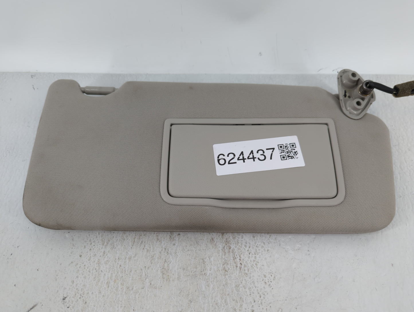 2010-2014 Subaru Legacy Sun Visor Shade Replacement Passenger Right Mirror Fits Fits 2010 2011 2012 2013 2014 OEM Used Auto 