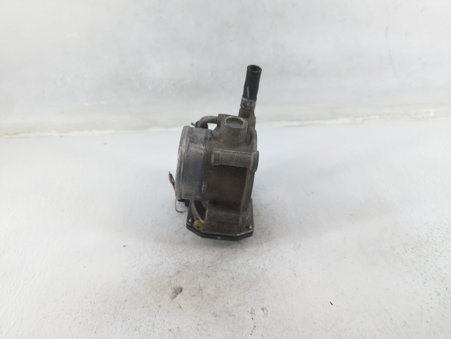 2013-2019 Subaru Legacy Throttle Body P/N:5Q21 1780 16112AA38A Fits Fits 2013 2014 2015 2016 2017 2018 2019 OEM Used Auto Pa