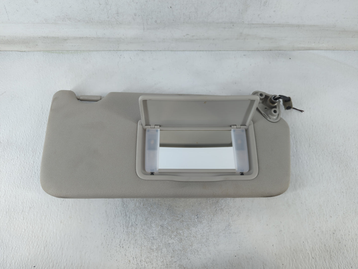 2010-2014 Subaru Legacy Sun Visor Shade Replacement Passenger Right Mirror Fits Fits 2010 2011 2012 2013 2014 OEM Used Auto 