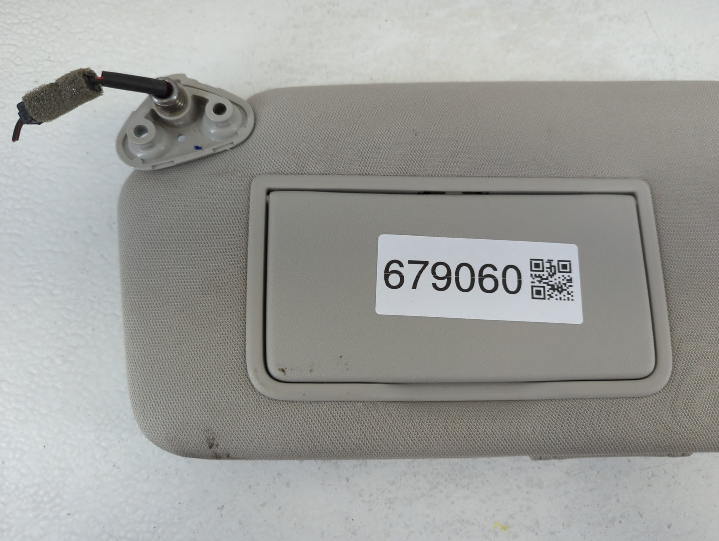 2010-2014 Subaru Legacy Sun Visor Shade Replacement Driver Left Mirror Fits Fits 2010 2011 2012 2013 2014 OEM Used Auto Part