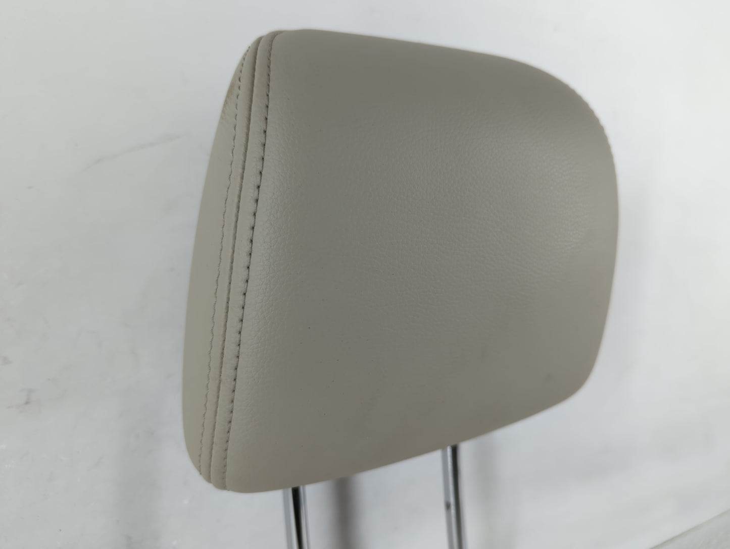 2013-2014 Subaru Legacy Headrest Head Rest Front Driver Passenger Seat Fits Fits 2013 2014 OEM Used Auto Parts - Oemusedauto