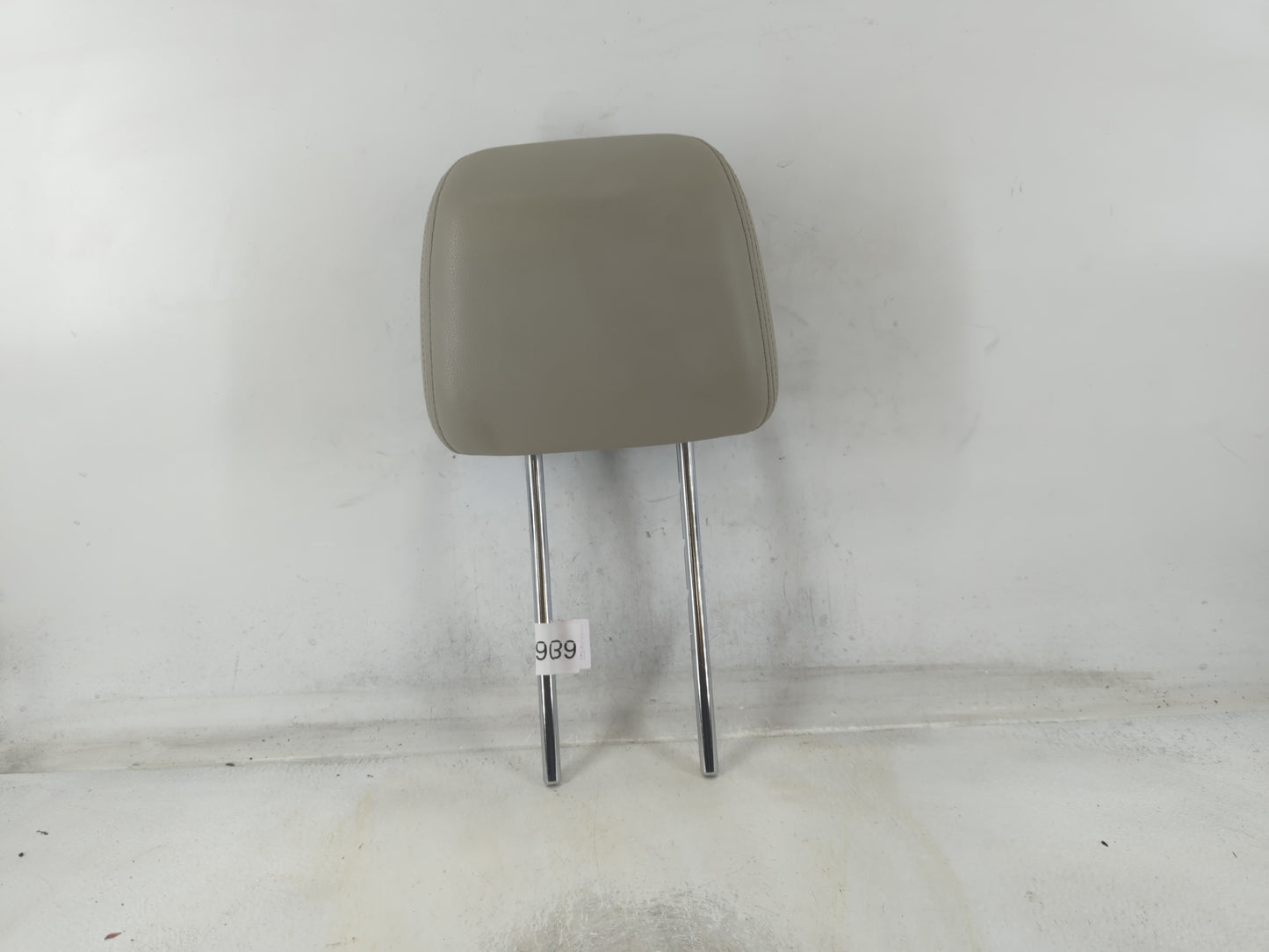 2013-2014 Subaru Legacy Headrest Head Rest Front Driver Passenger Seat Fits Fits 2013 2014 OEM Used Auto Parts - Oemusedauto