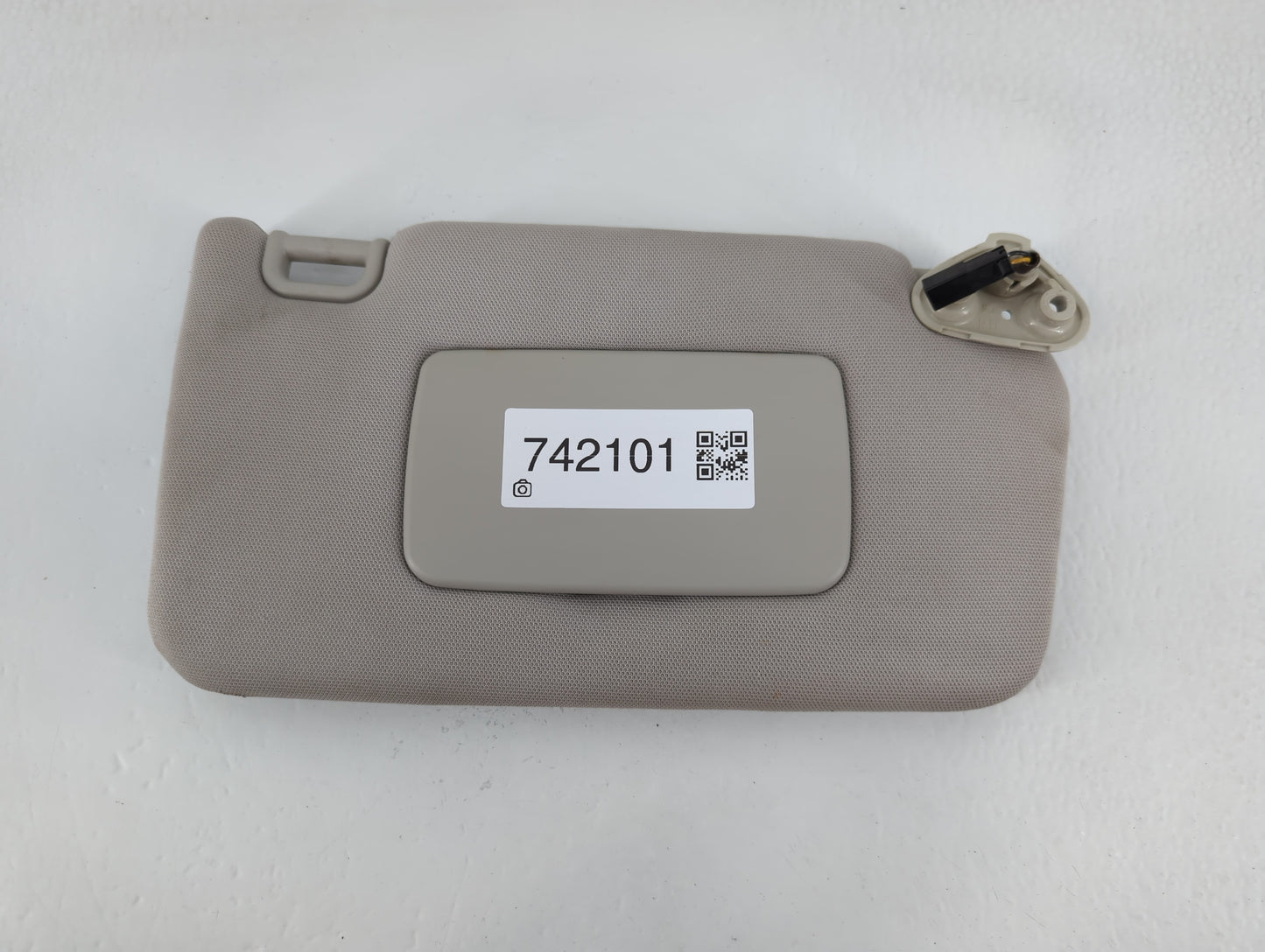 2010-2014 Subaru Legacy Sun Visor Shade Replacement Passenger Right Mirror Fits Fits 2010 2011 2012 2013 2014 OEM Used Auto 