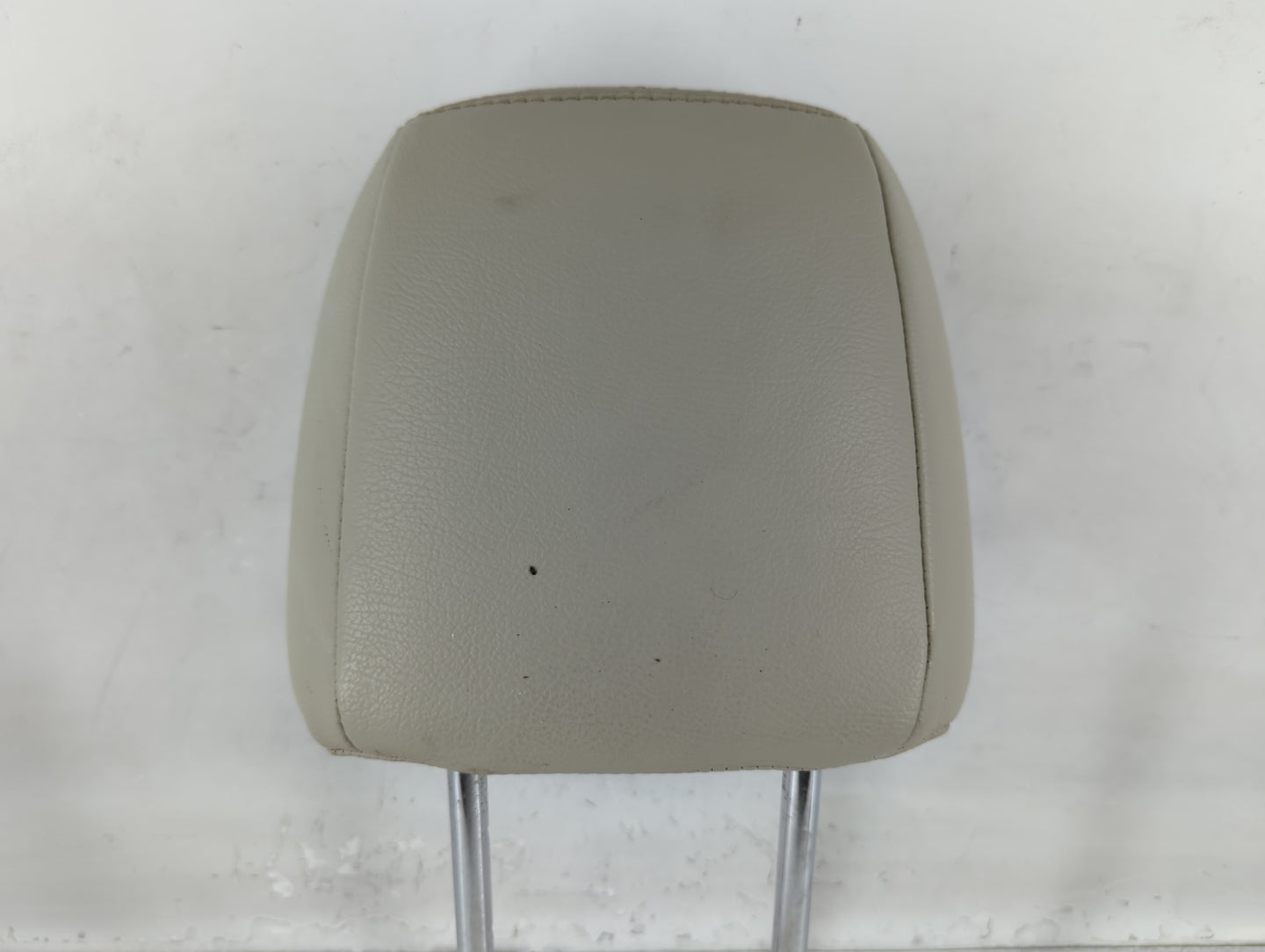 2013-2014 Subaru Legacy Headrest Head Rest Front Driver Passenger Seat Fits Fits 2013 2014 OEM Used Auto Parts - Oemusedauto