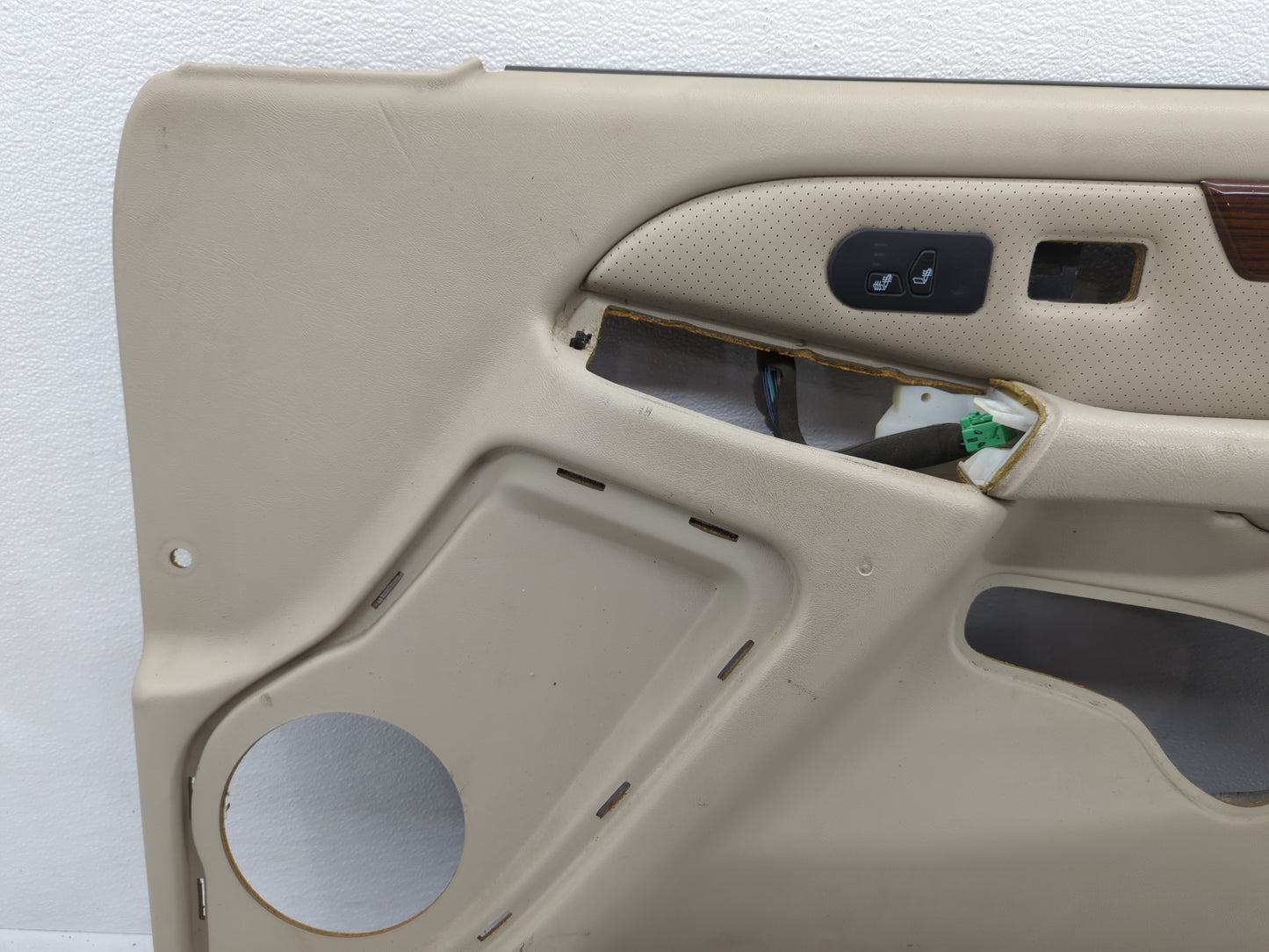 2014 Subaru Legacy Front Left Driver Interior Door Panel Trim - Oemusedautoparts1.com