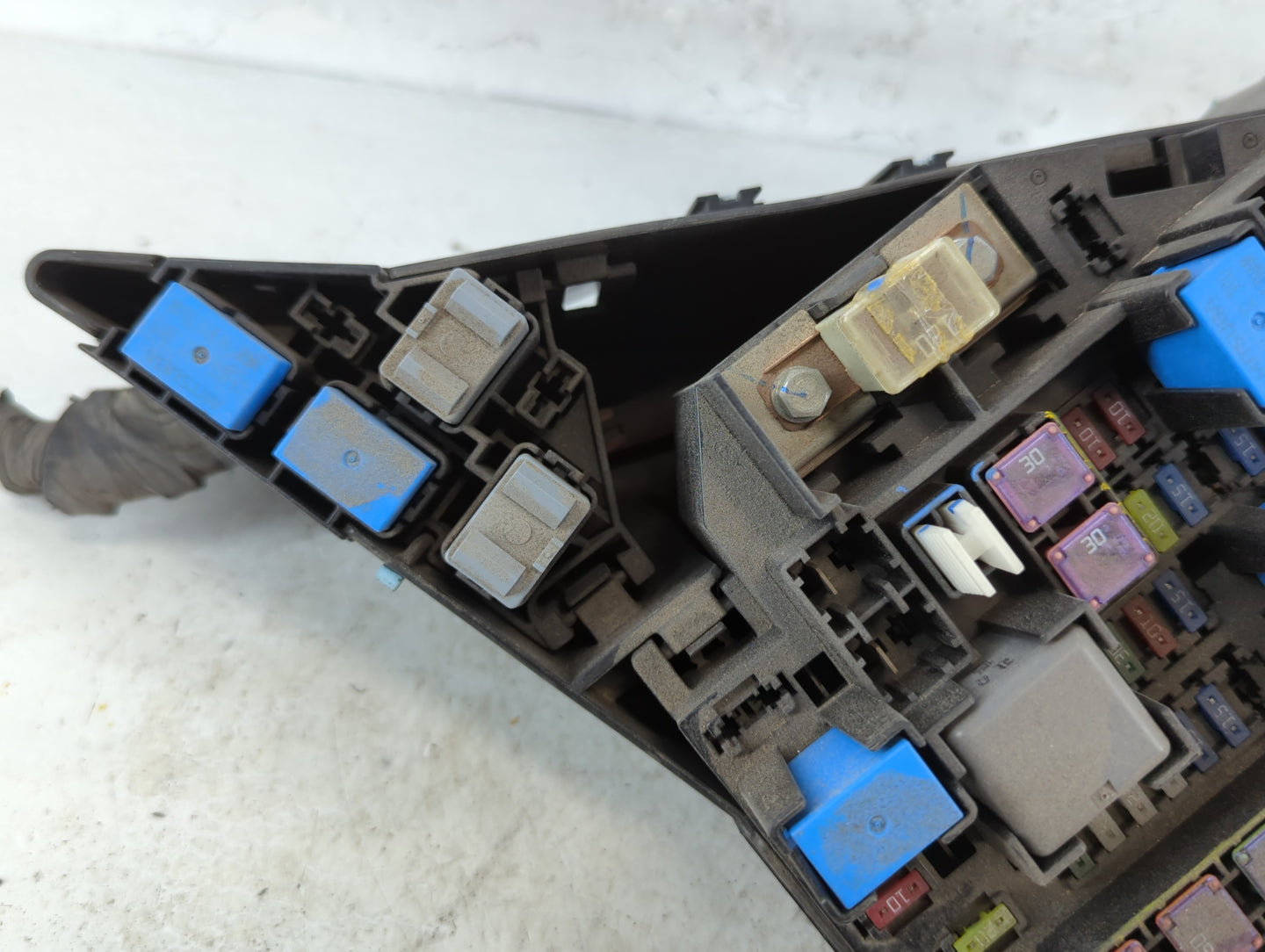 2010-2014 Subaru Legacy Fusebox Fuse Box Panel Relay Module P/N:MB503202B Fits Fits 2010 2011 2012 2013 2014 OEM Used Auto P