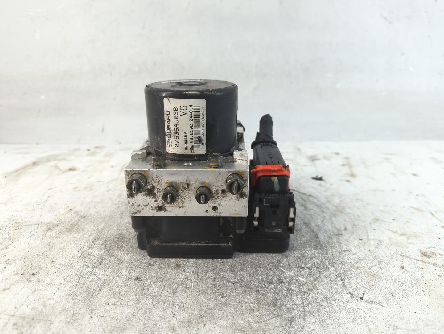2013-2014 Subaru Legacy ABS Pump Control Module Replacement P/N:27536AJ03B Fits Fits 2013 2014 OEM Used Auto Parts - Oemused