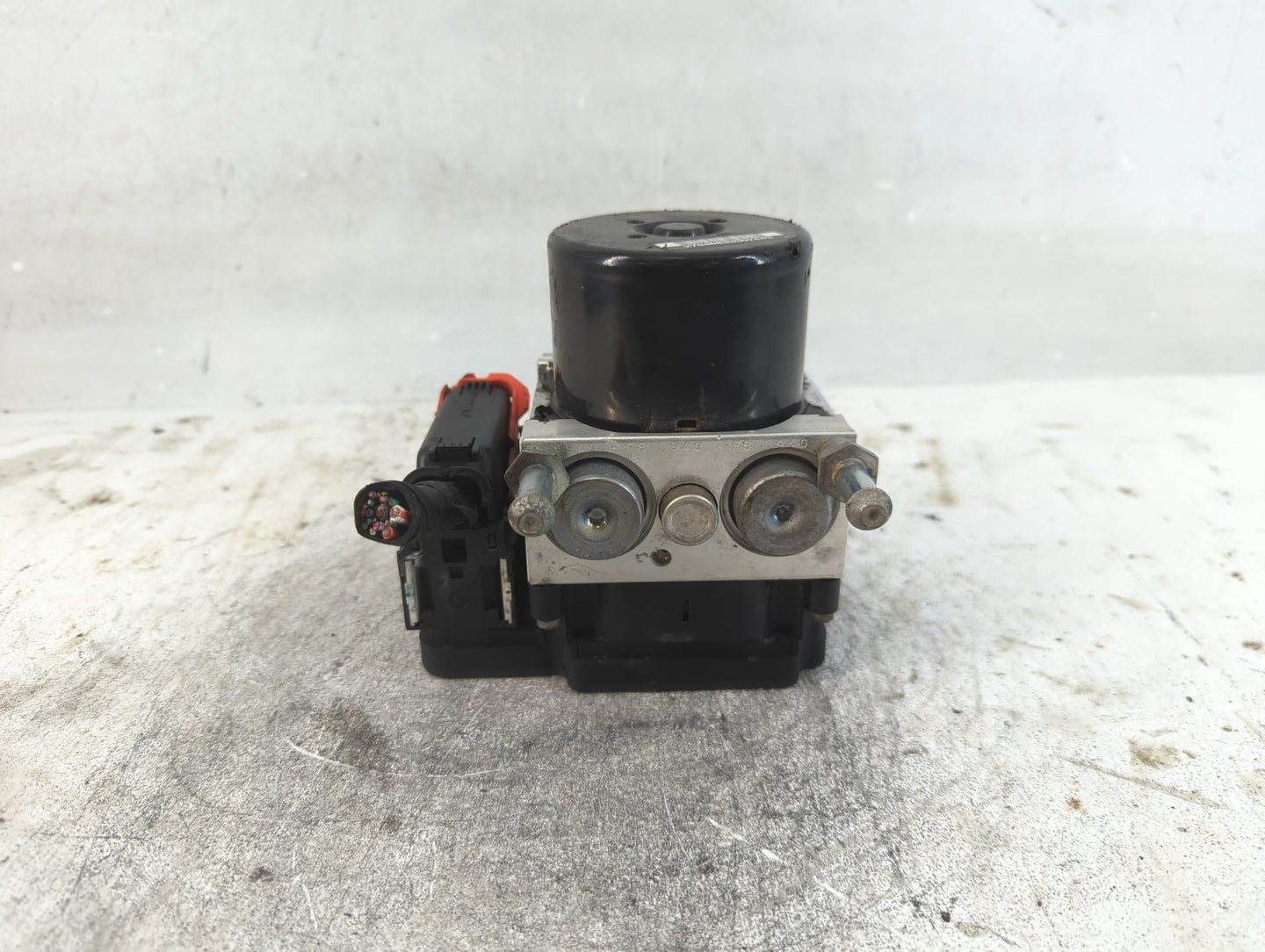 2013-2014 Subaru Legacy ABS Pump Control Module Replacement P/N:27536AJ03B Fits Fits 2013 2014 OEM Used Auto Parts - Oemused