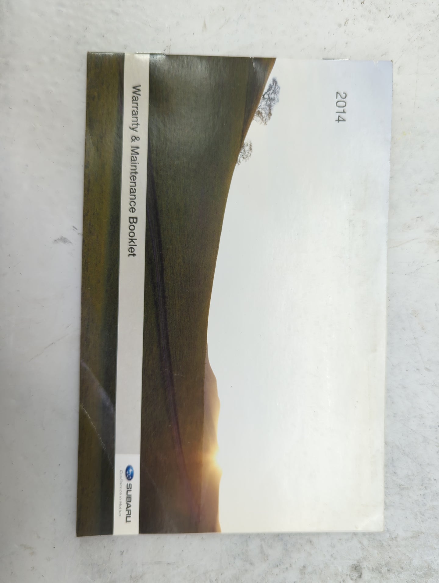 2014 Subaru Outback Owners Manual Book Guide P/N:A2500BE-A MSA5M1404A, MSA6H1402A OEM Used Auto Parts - Oemusedautoparts1.co