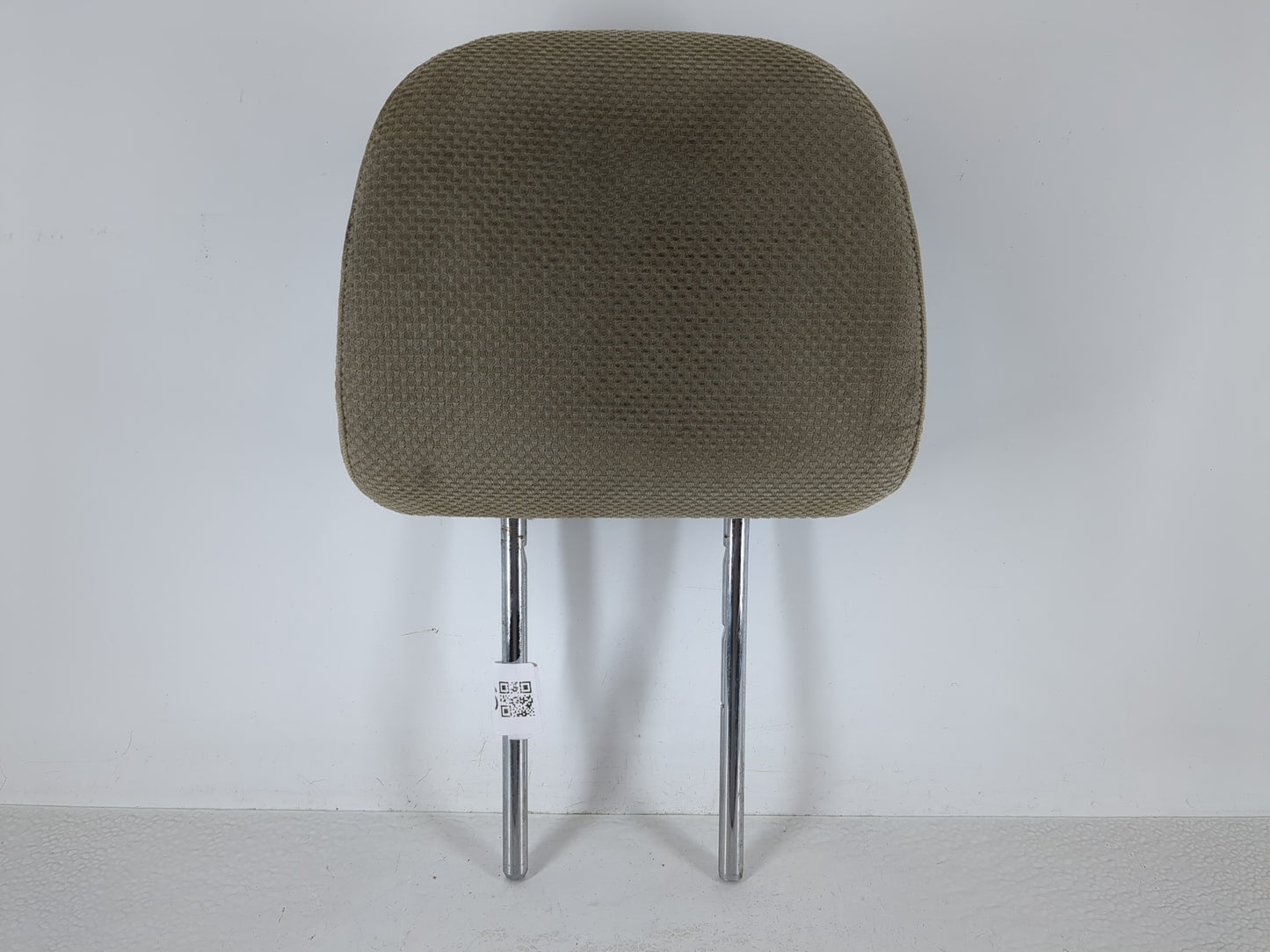 Subaru Xv Headrest Head Rest Front Driver Passenger Seat Light Beige - Oemusedautoparts1.com