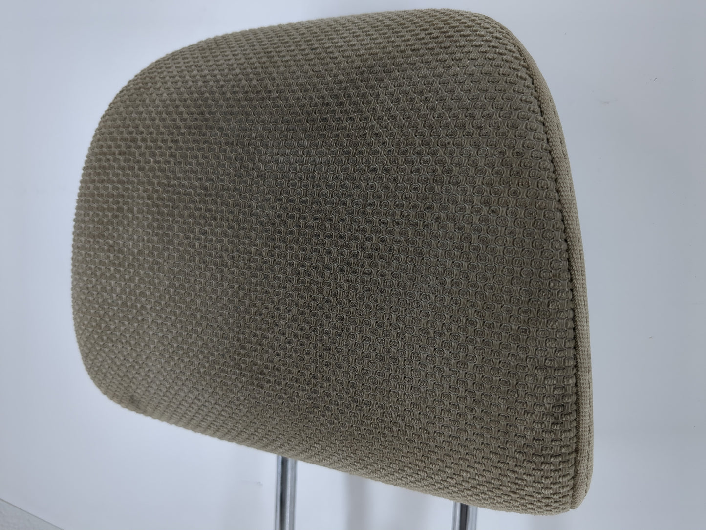 Subaru Xv Headrest Head Rest Front Driver Passenger Seat Light Beige - Oemusedautoparts1.com