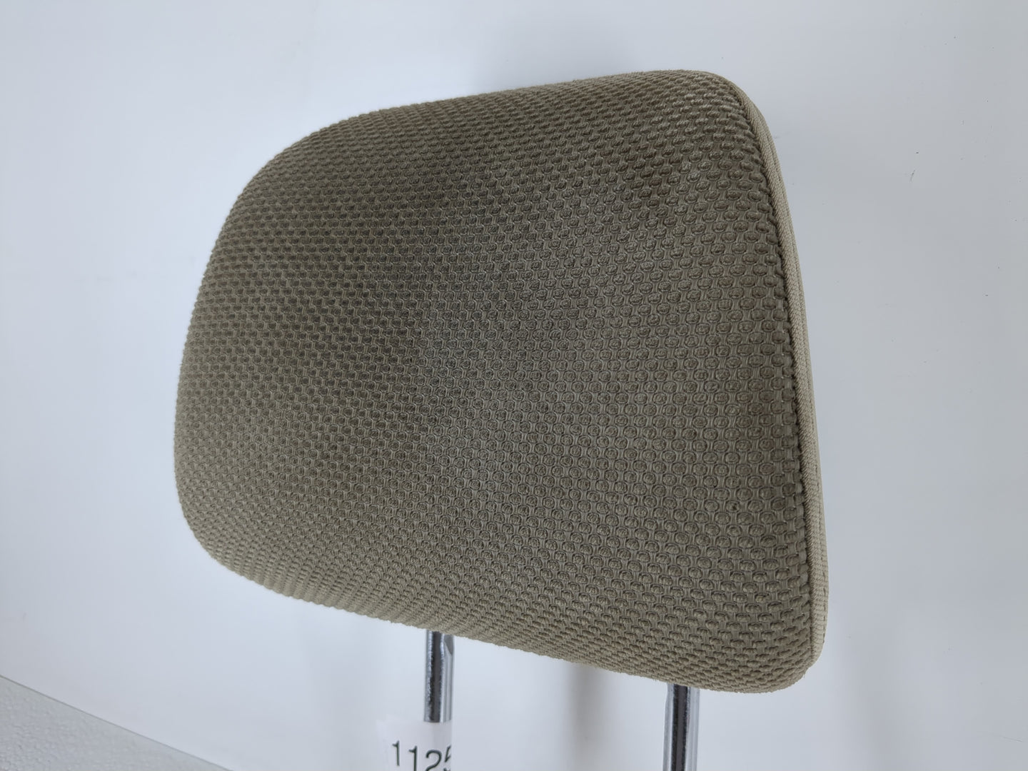 2013-2015 Subaru Xv Headrest Head Rest Front Driver Passenger Seat Fits Fits 2012 2013 2014 2015 2016 OEM Used Auto Parts - 