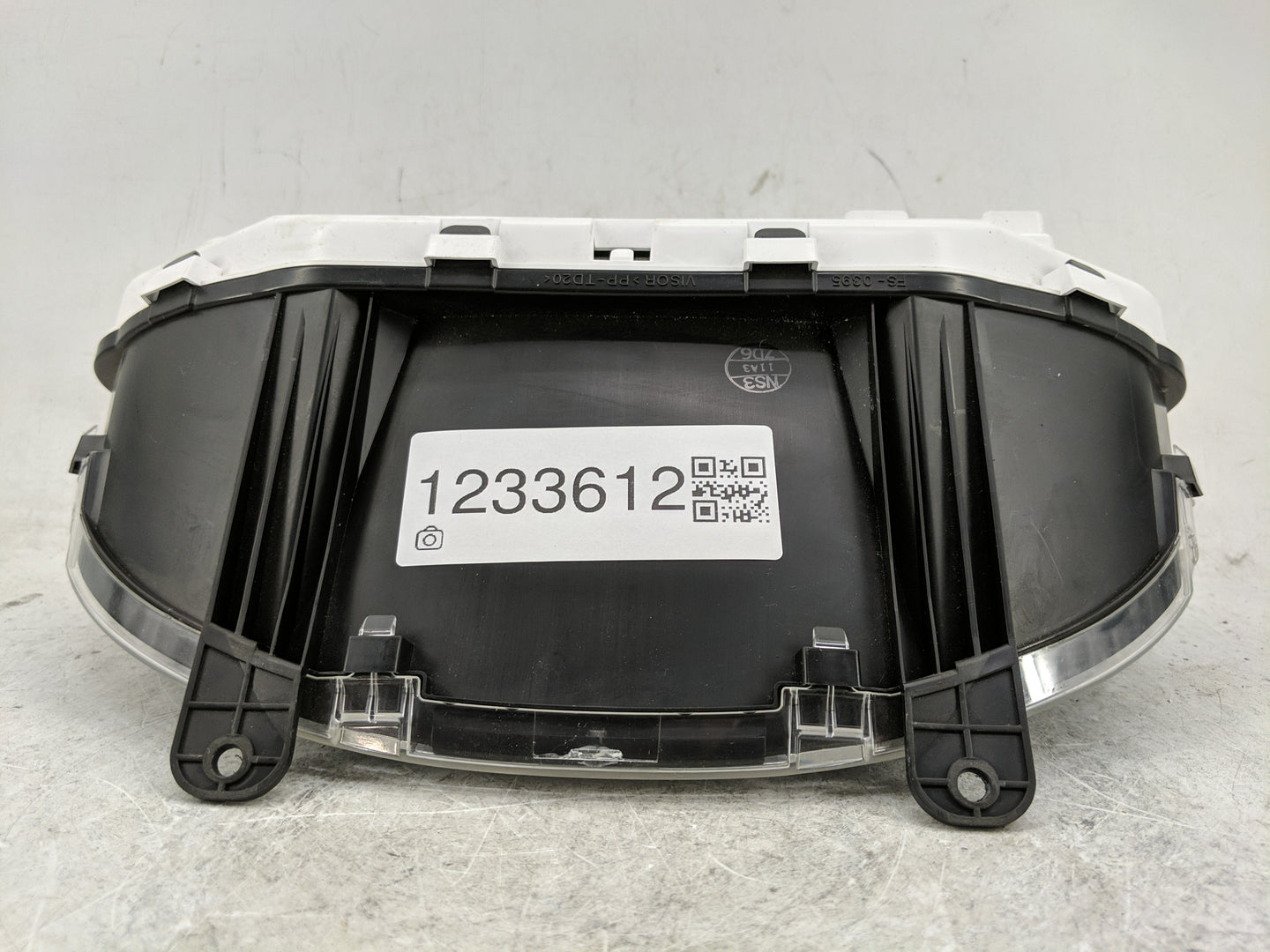 2014 Subaru Xv Instrument Cluster Speedometer Gauges Fits OEM Used Auto Parts - Oemusedautoparts1.com
