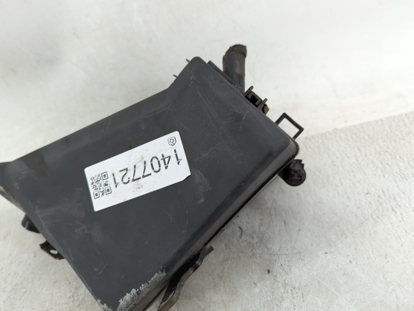 2013-2014 Subaru Xv Fusebox Fuse Box Panel Relay Module Fits Fits 2012 2013 2014 OEM Used Auto Parts - Oemusedautoparts1.com