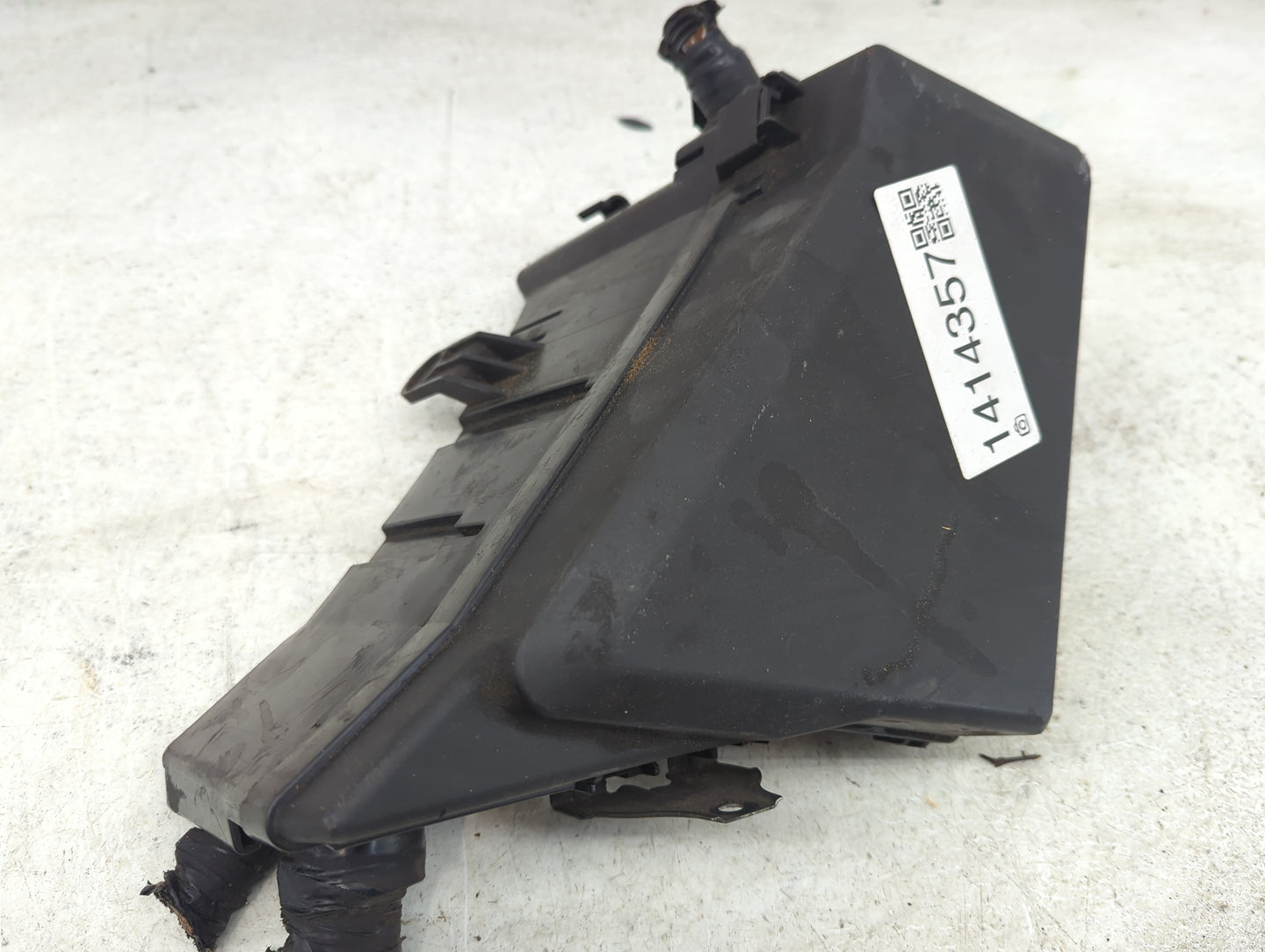 2013-2014 Subaru Xv Fusebox Fuse Box Panel Relay Module Fits Fits 2012 2013 2014 OEM Used Auto Parts - Oemusedautoparts1.com