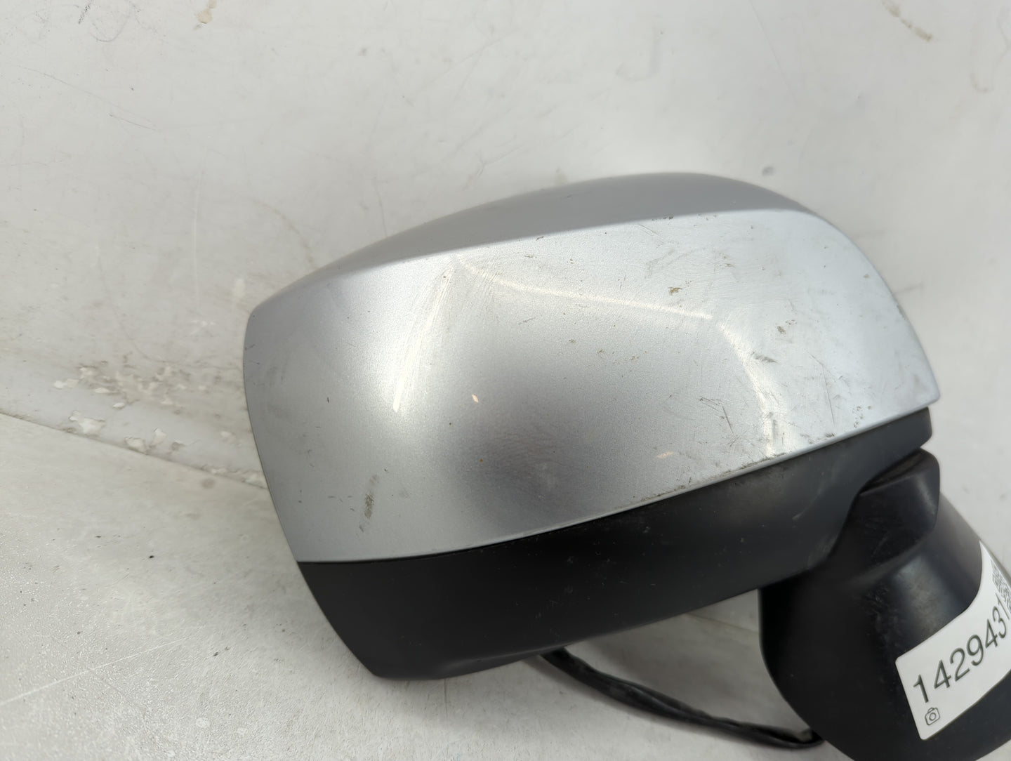 2013-2014 Subaru Xv Passenger Side View Mirror - Right Door Mirror OEM Used - Oemusedautoparts1.com