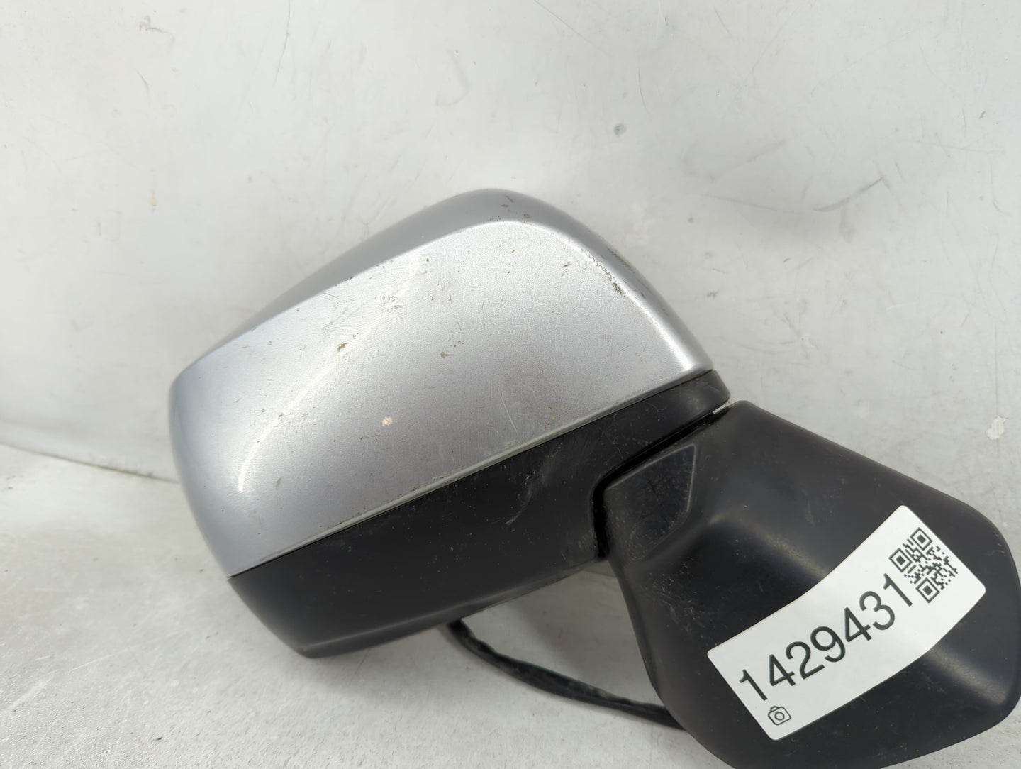 2013-2014 Subaru Xv Passenger Side View Mirror - Right Door Mirror OEM Used - Oemusedautoparts1.com