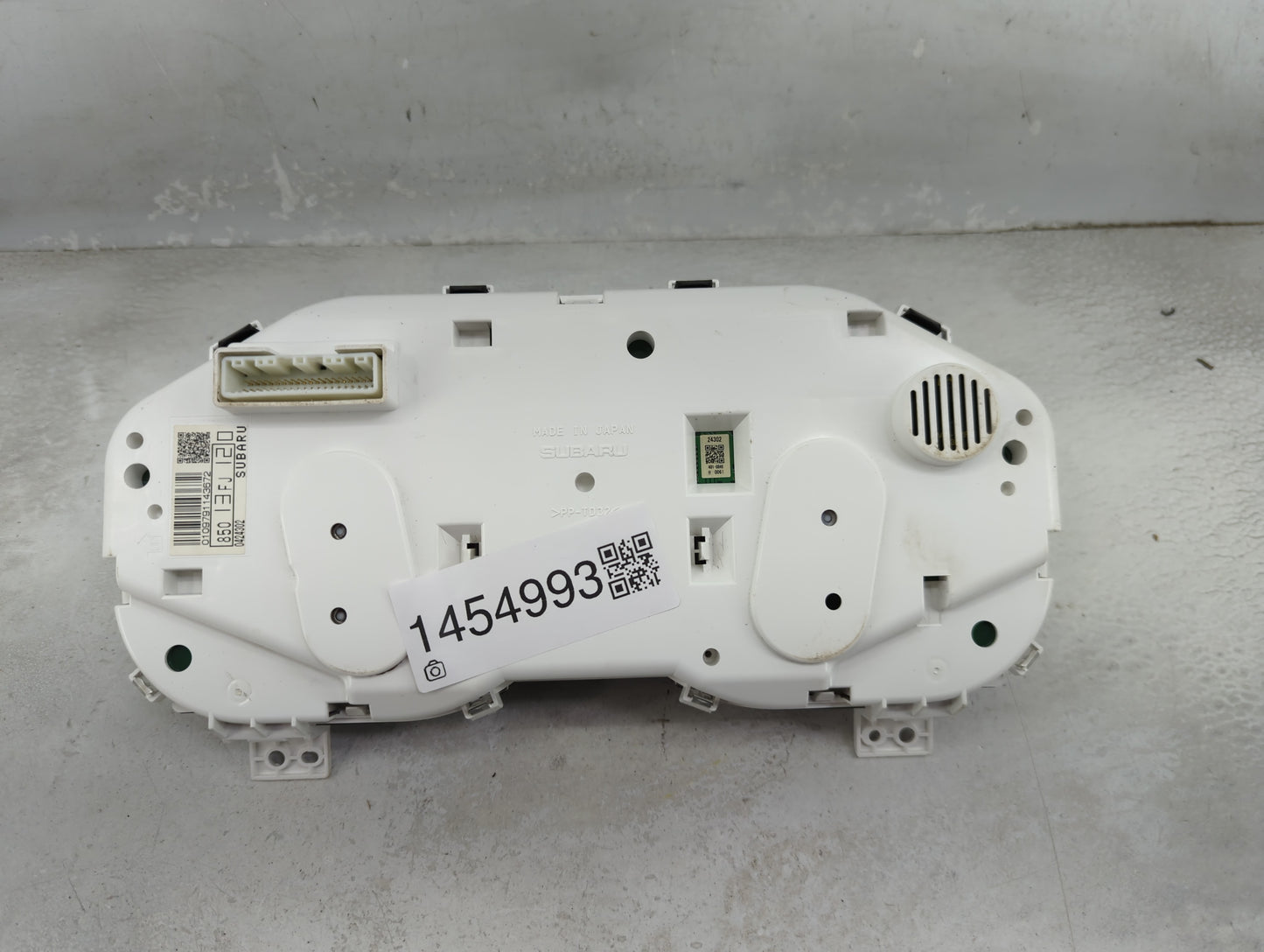 2014 Subaru Xv Instrument Cluster Speedometer Gauges P/N:85013FJ120 0424302 Miles: Fits OEM Used Auto Parts - Oemusedautopar