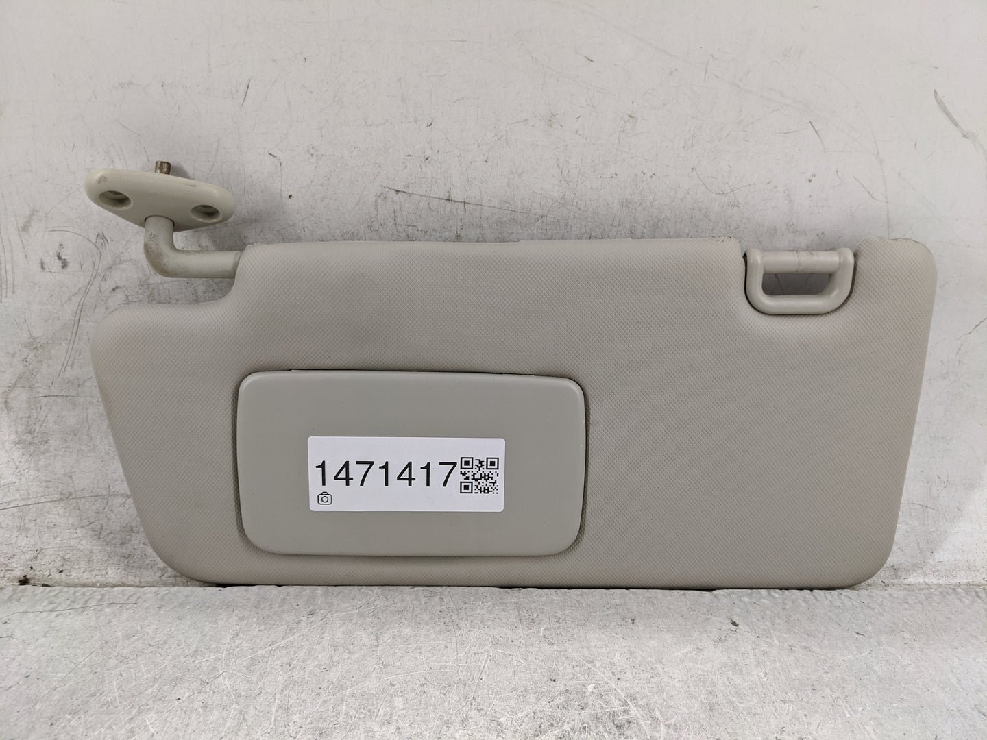 2013-2014 Subaru Xv Sun Visor Shade Replacement Driver Left Mirror Fits Fits 2012 2013 2014 OEM Used Auto Parts - Oemusedaut