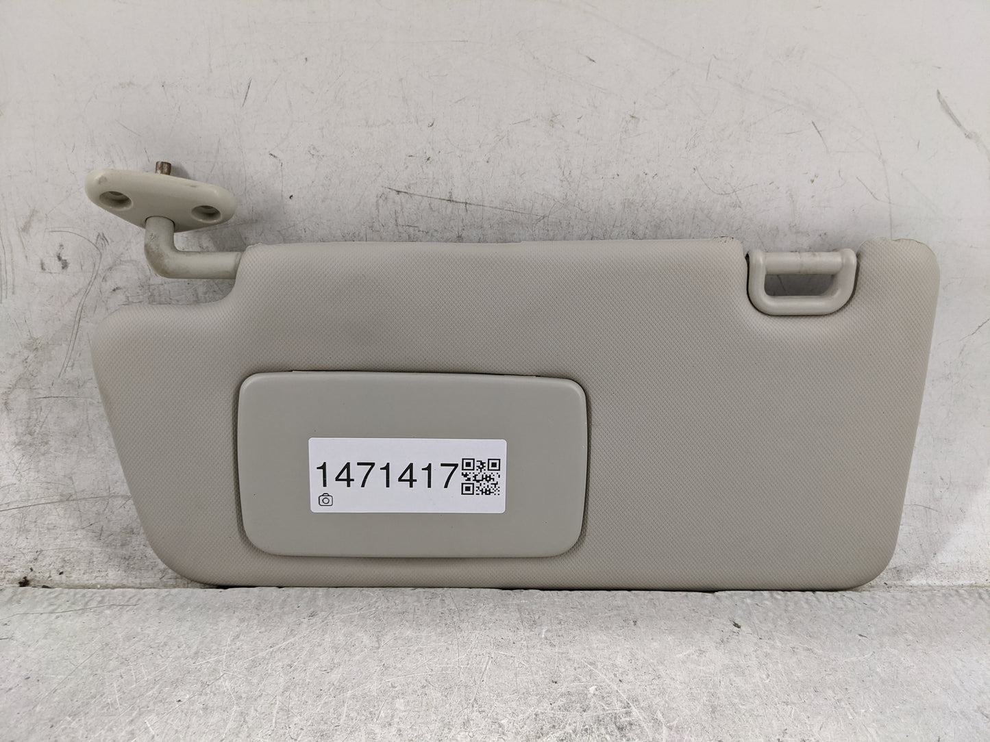 2013-2014 Subaru Xv Sun Visor Shade Replacement Driver Left Mirror Fits Fits 2012 2013 2014 OEM Used Auto Parts - Oemusedaut