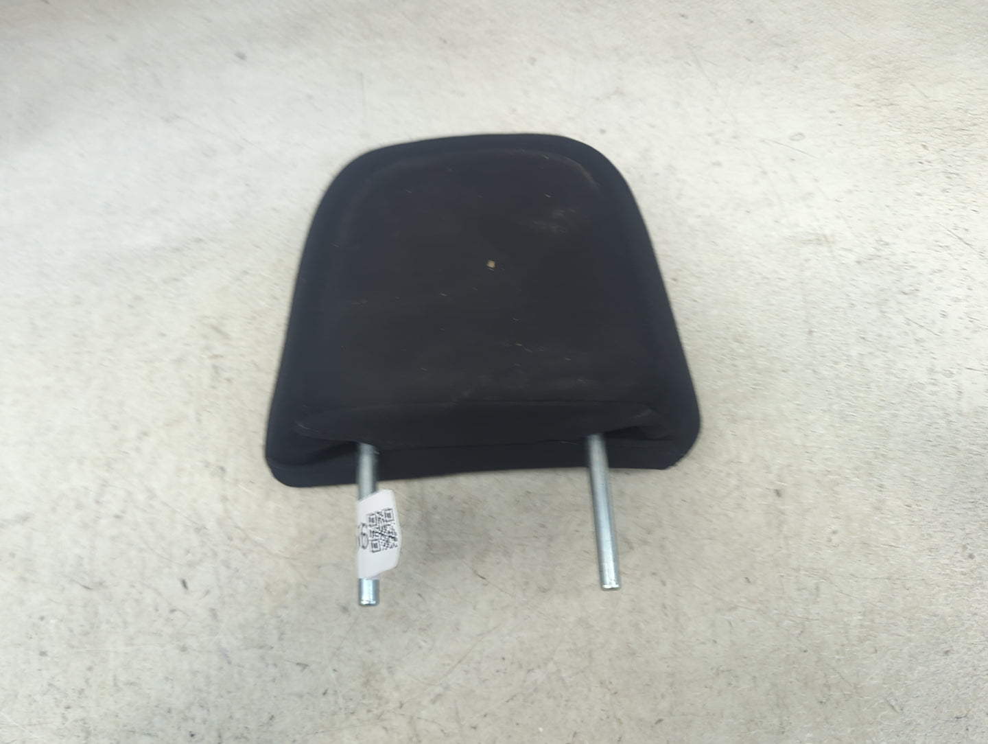 2014 Subaru Xv Headrest Head Rest Rear Seat Fits OEM Used Auto Parts - Oemusedautoparts1.com